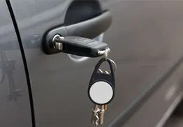 Gallery Locksmith Store Indianapolis, IN 317-810-0928 Gallery Locksmith Store Indianapolis, IN 317-810-0928 - 18-Car-unlock